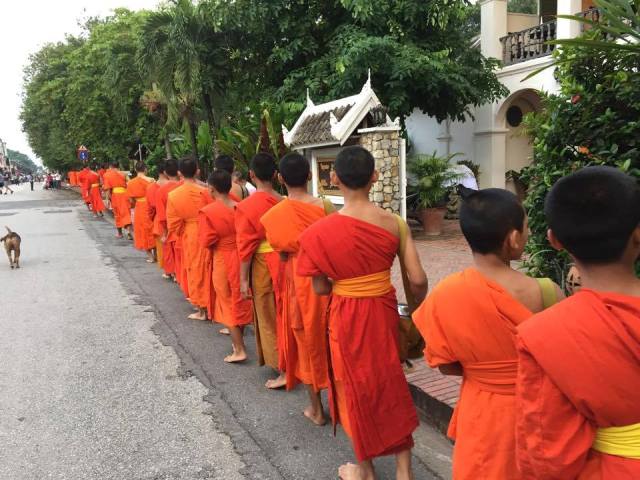 sabrina ferrario in laos e vietnam (7)