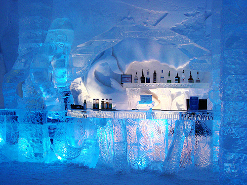 Ice-Hotel-Bar